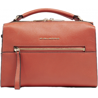 Сумка женская PIQUADRO PATRICIA BD6954W140/AR коралловая натуральная кожа Сумка женская PIQUADRO PATRICIA BD6954W140/AR коралловая натуральная кожа